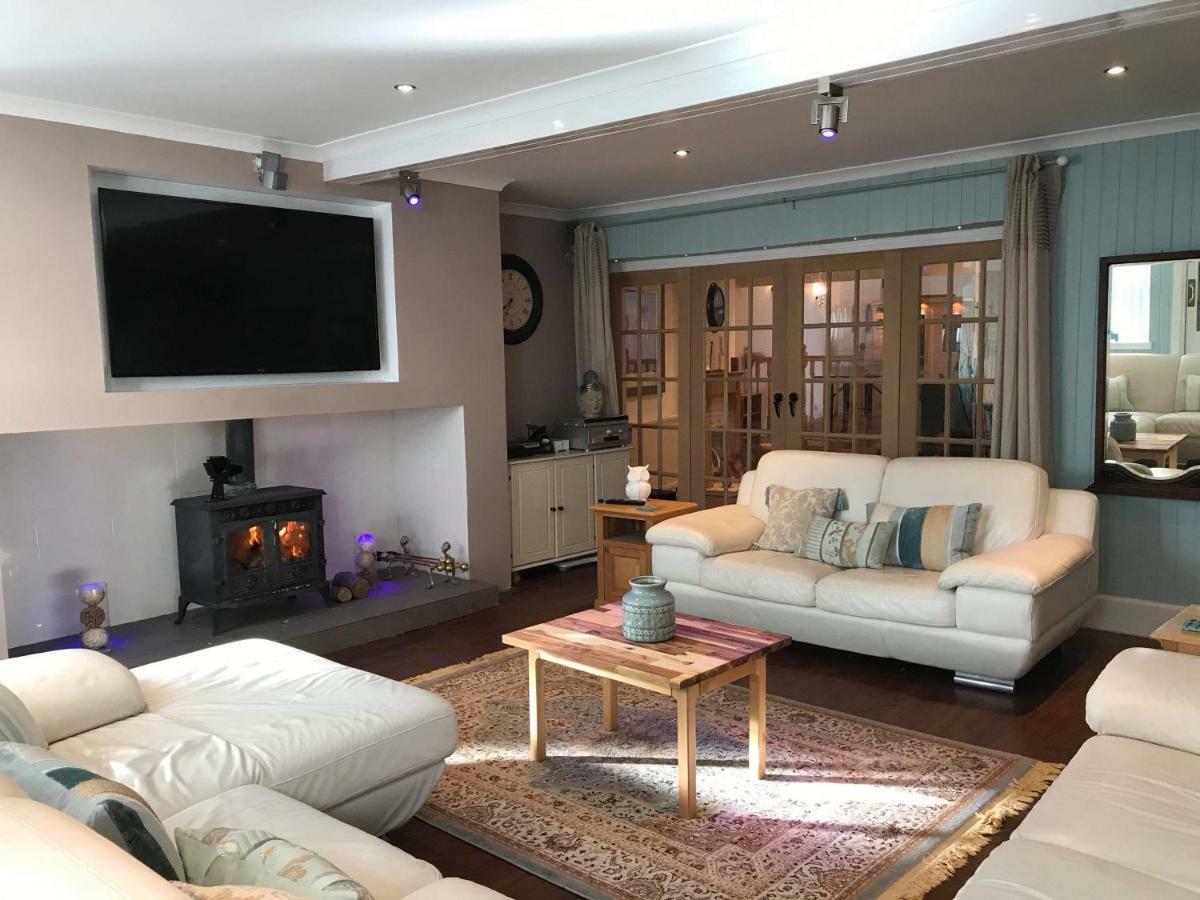 Vollie House With Hot Tub, Sauna & Log Burner Penpont Exterior foto